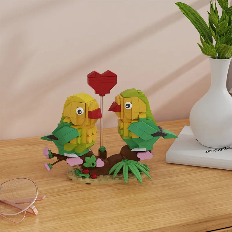 Valentine's Lovebirds